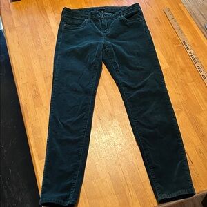 Edyson  Women’s Dark Green Skinny Corduroy Jeans
